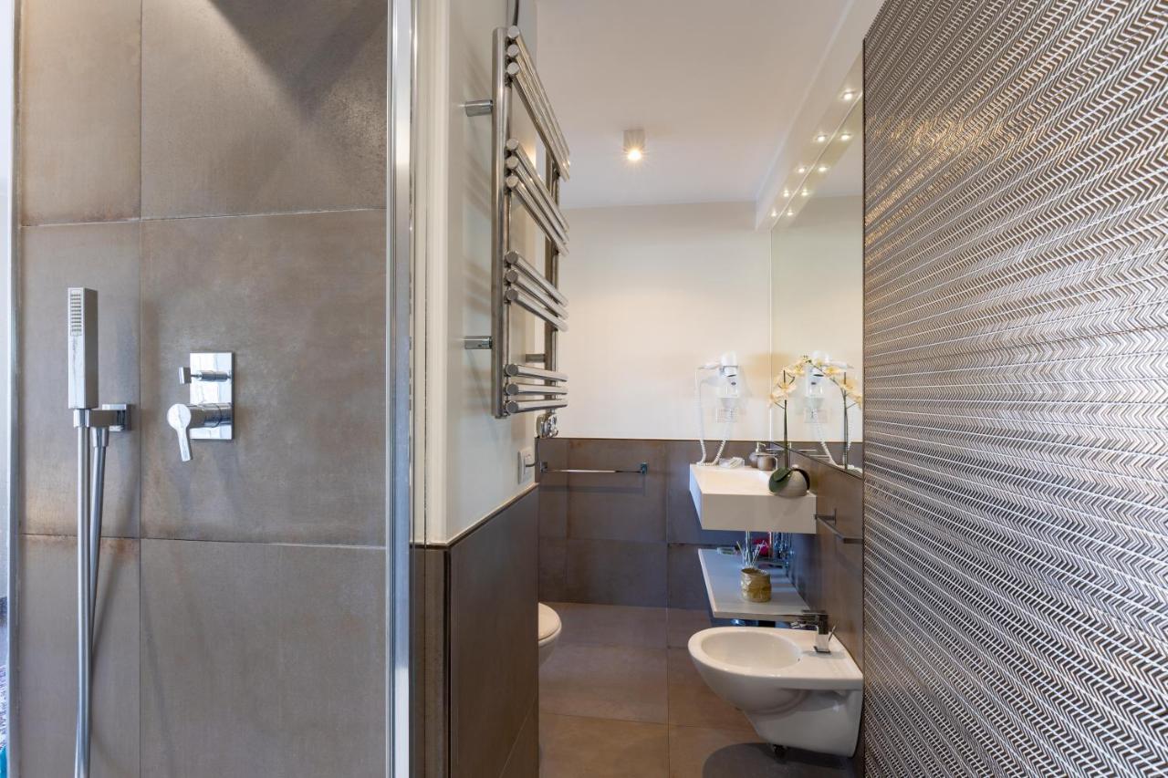 Penthouse With A Panoramic Rooftop In Trastevere With Seasonally Jacuzzi Roma Eksteriør bilde